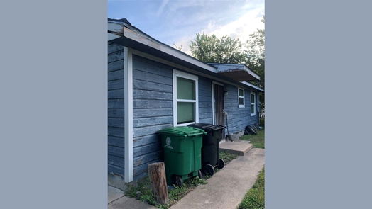 Houston 1-story, 3-bed 3522 Elpyco Street-idx