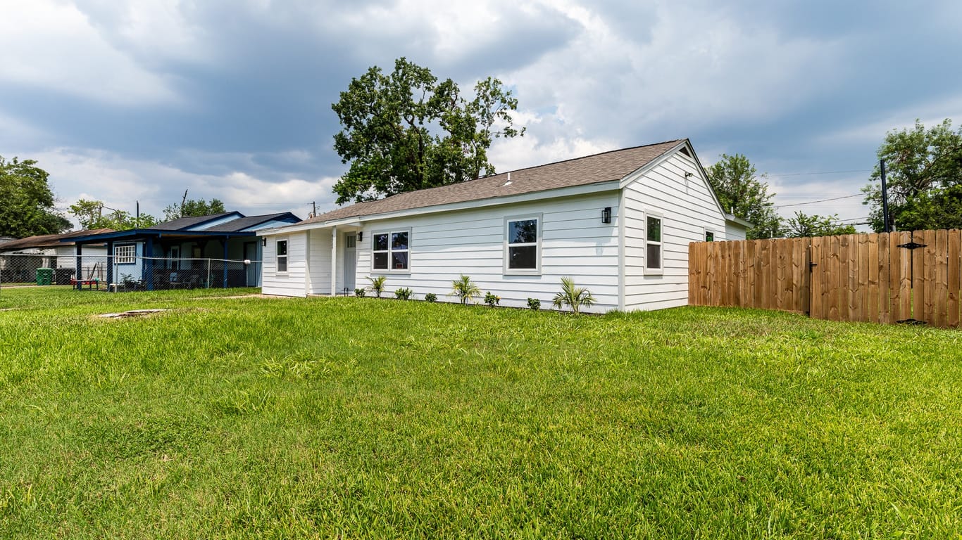 Houston 1-story, 3-bed 9529 Fairland Drive-idx