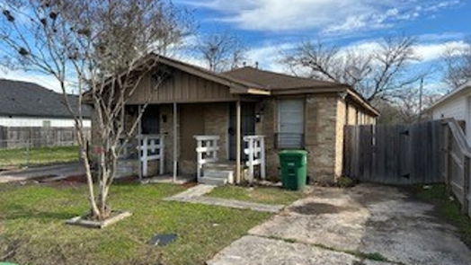 Houston 1-story, 2-bed 7911 Bowen Street 2-idx