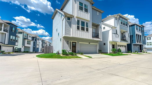 Houston 3-story, 3-bed 12006 Ridgewood Hill Drive-idx