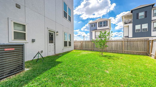 Houston 3-story, 3-bed 12006 Ridgewood Hill Drive-idx