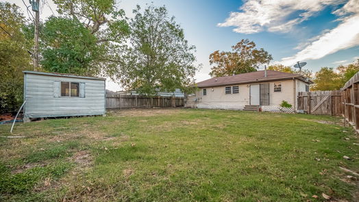 Houston 1-story, 3-bed 4138 Larkspur Street-idx