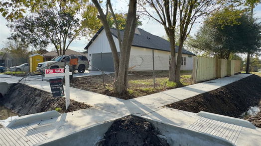 Houston 1-story, 3-bed 3422 Sparrow Street-idx