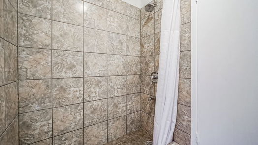 Houston 1-story, 2-bed 16533 Gold Ridge Lane-idx