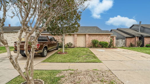 Houston 1-story, 2-bed 16533 Gold Ridge Lane-idx