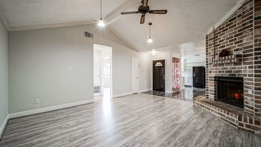 Houston 1-story, 2-bed 16533 Gold Ridge Lane-idx