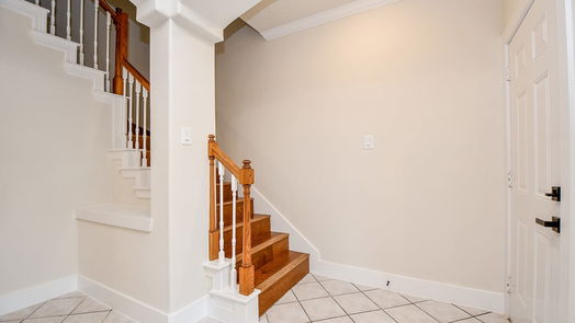 Houston 2-story, 3-bed 5241 Ridgevan Drive-idx