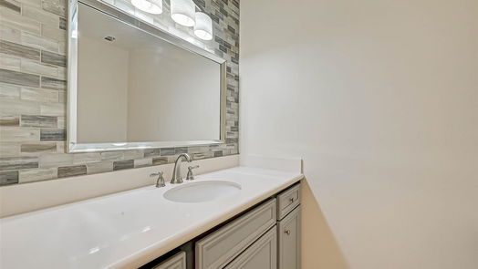 Houston 2-story, 4-bed 16131 Canaridge Dr-idx