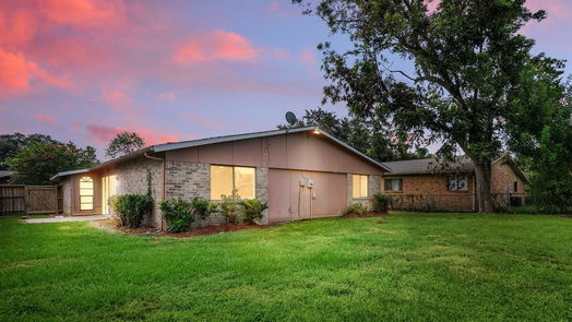 Houston 1-story, 3-bed 15818 Munson Lane-idx