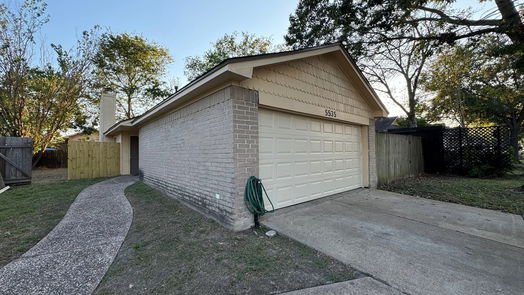 Houston 1-story, 3-bed 5535 Gineridge Drive-idx