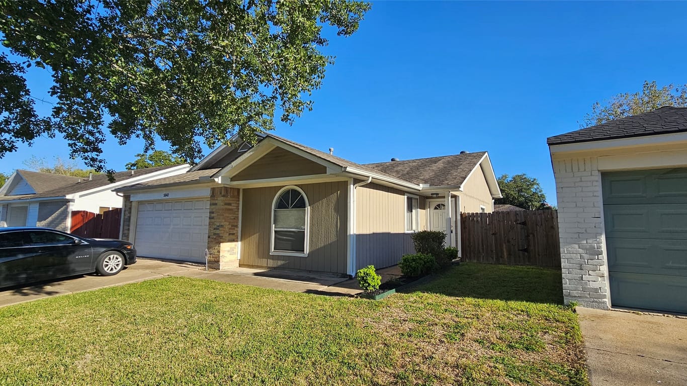 Houston 1-story, 3-bed 5542 Ambern Drive-idx