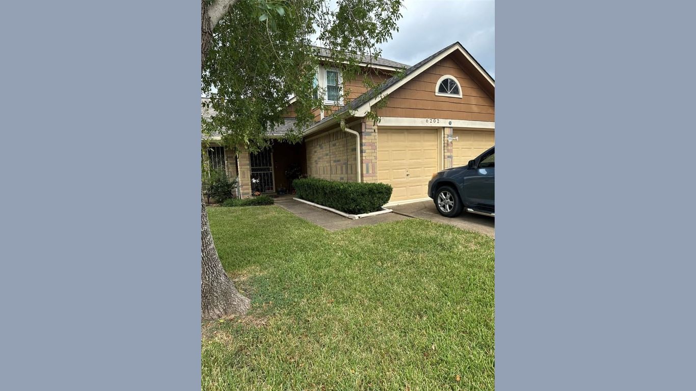 Houston 2-story, 3-bed 6202 Quiet Village Court-idx