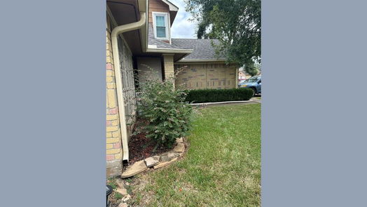 Houston 2-story, 3-bed 6202 Quiet Village Court-idx