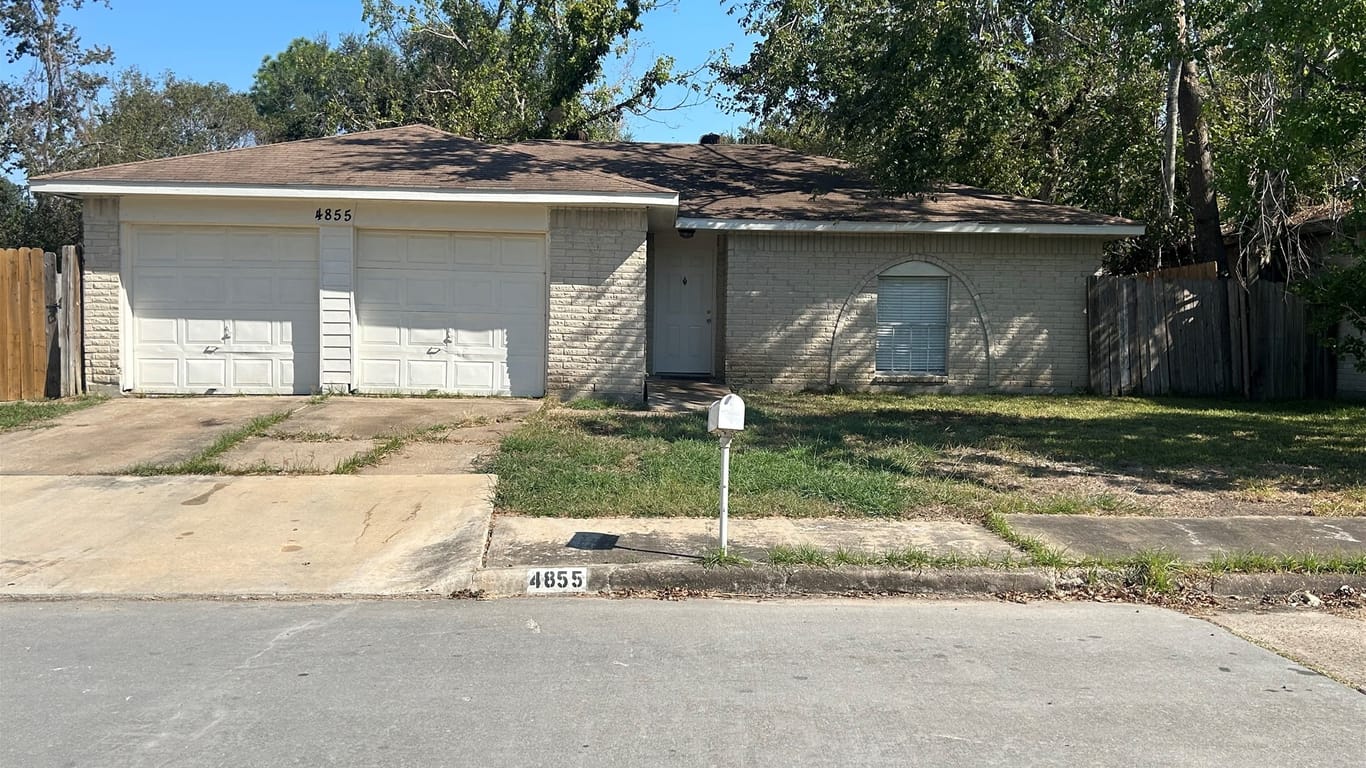 Houston 1-story, 3-bed 4855 Beechaven Street-idx