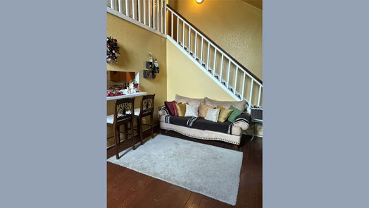 Houston 2-story, 3-bed 6202 Quiet Village Court-idx