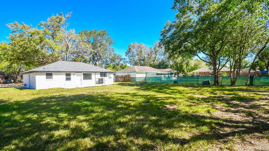 Houston 1-story, 3-bed 5207 Castlecreek Lane-idx