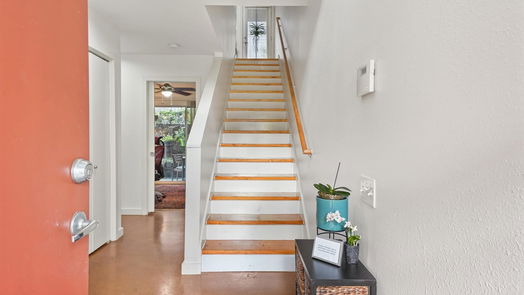 Houston 3-story, 3-bed 6928 Yellowstone Way Drive-idx