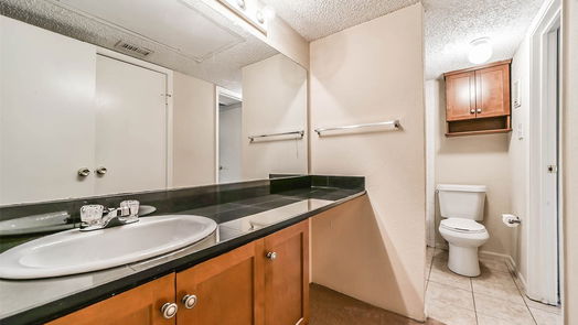 Houston 1-story, 2-bed 2750 Holly Hall Street 1507-idx