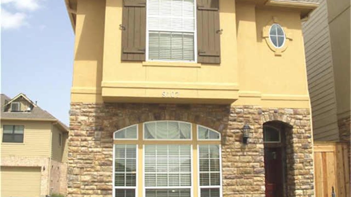 Houston 2-story, 3-bed 9107 Creekstone Lake Drive E-idx