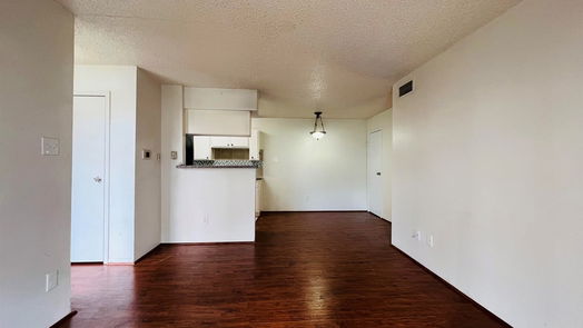 Houston 1-story, 2-bed 2750 Holly Hall Street 1211-idx