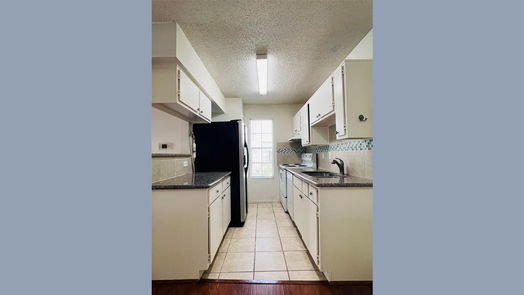 Houston 1-story, 2-bed 2750 Holly Hall Street 1211-idx