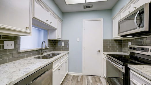 Houston 2-story, 1-bed 7447 Cambridge Street 31-idx