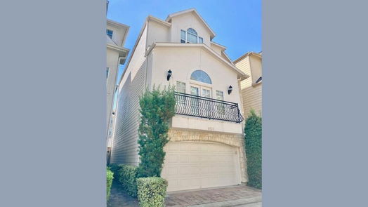 Houston 3-story, 3-bed 9120 Harbor Hills Drive-idx