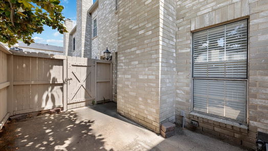 Houston 2-story, 2-bed 2844 Holly Hall Street-idx