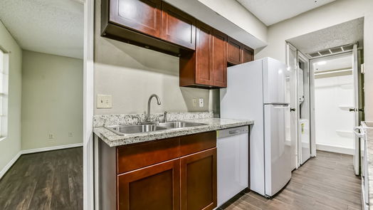 Houston 1-story, 2-bed 2750 Holly Hall Street 1513-idx