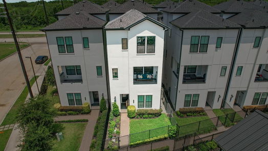 Houston 3-story, 3-bed 2816 Grand Fountains Drive B-idx