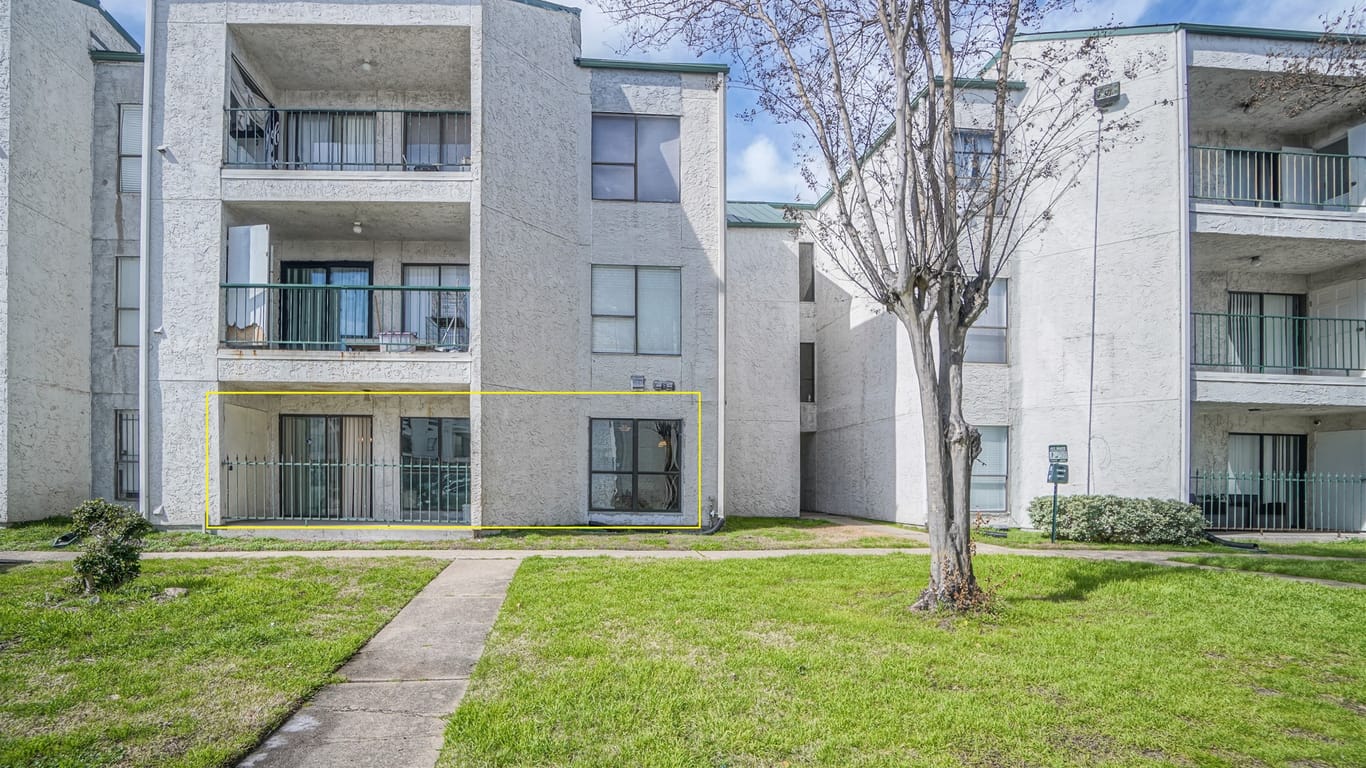 Houston 1-story, 2-bed 2832 S Bartell Drive 7-idx