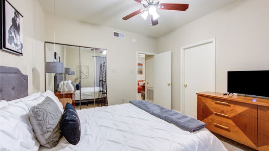 Houston 1-story, 2-bed 8055 Cambridge Street 15-idx