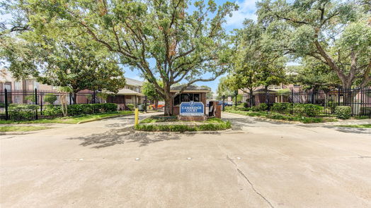 Houston 1-story, 2-bed 8055 Cambridge Street 15-idx