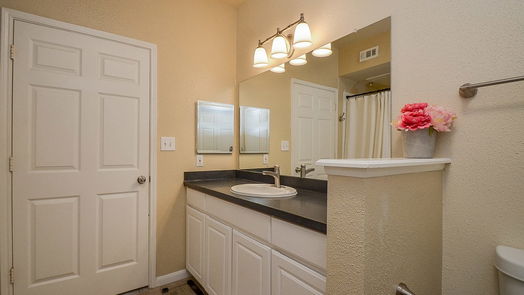 Houston 1-story, 1-bed 1330 Old Spanish Trail 3103-idx