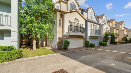 Houston 3-story, 3-bed 9126 Harbor Hills Drive-idx