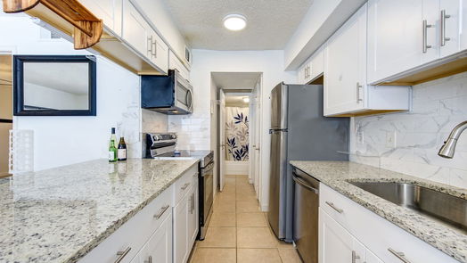 Houston 1-story, 2-bed 2750 Holly Hall Street 1712-idx
