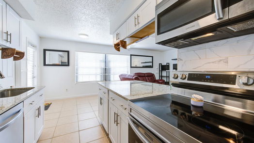 Houston 1-story, 2-bed 2750 Holly Hall Street 1712-idx