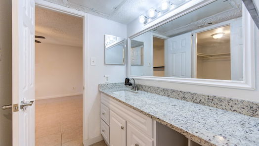 Houston 1-story, 2-bed 2750 Holly Hall Street 1712-idx