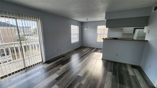 Houston 1-story, 1-bed 2750 Holly Hall Street 702-idx