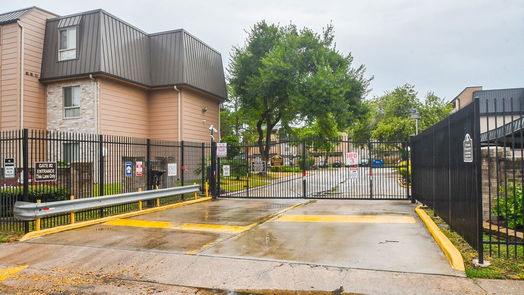 Houston 1-story, 3-bed 8517 Hearth Drive 4-idx