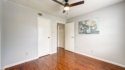 Houston 1-story, 2-bed 2750 Holly Hall Street 1007-idx