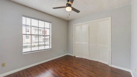 Houston 1-story, 2-bed 2750 Holly Hall Street 1007-idx