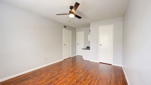 Houston 1-story, 2-bed 2750 Holly Hall Street 1007-idx