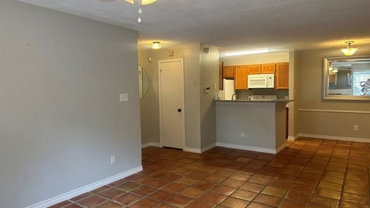 Houston 1-story, 2-bed 2121 Hepburn Street 409-idx