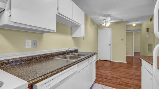 Houston 1-story, 2-bed 2750 Holly Hall Street 1017-idx