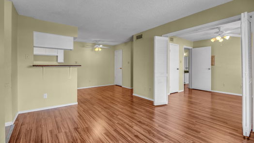 Houston 1-story, 2-bed 2750 Holly Hall Street 1017-idx