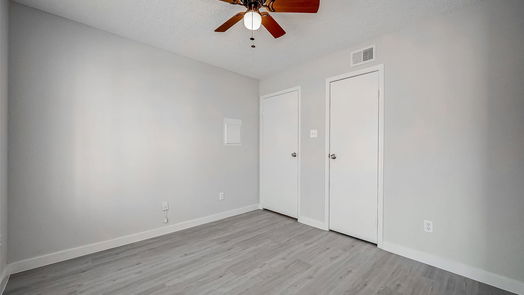 Houston 1-story, 2-bed 2750 Holly Hall Street 1207-idx