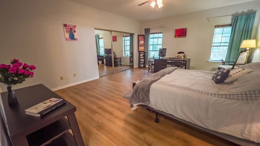 Houston 2-story, 2-bed 3212 Holly Hall Street-idx