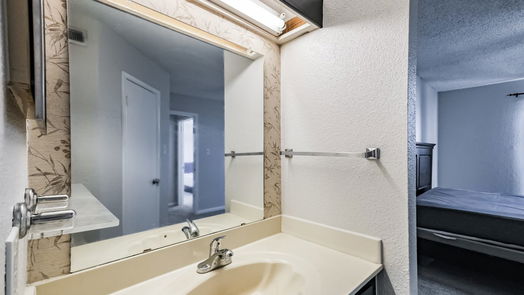 Houston null-story, 2-bed 2121 Hepburn Street 817-idx