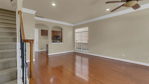 Houston 3-story, 3-bed 9006 Lakes At 610 Drive-idx